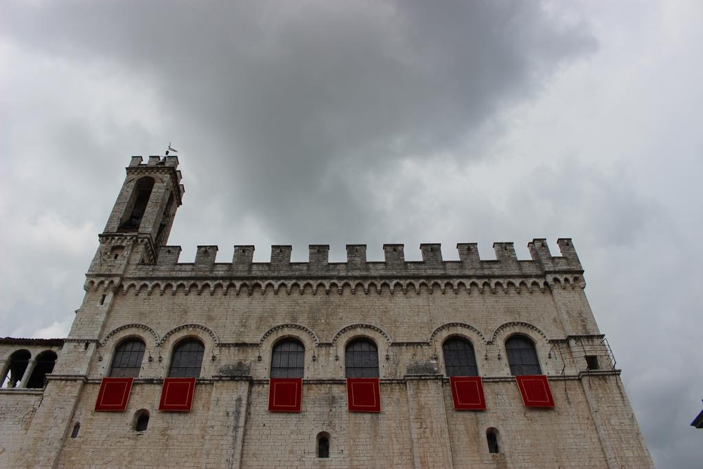Hotel Pinolo Gubbio Exterior foto
